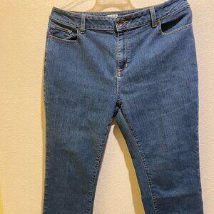 L.L.Bean Women Classic Fit Jean Size 16 PET Blue Denim Zip Fly 5-Pockets
